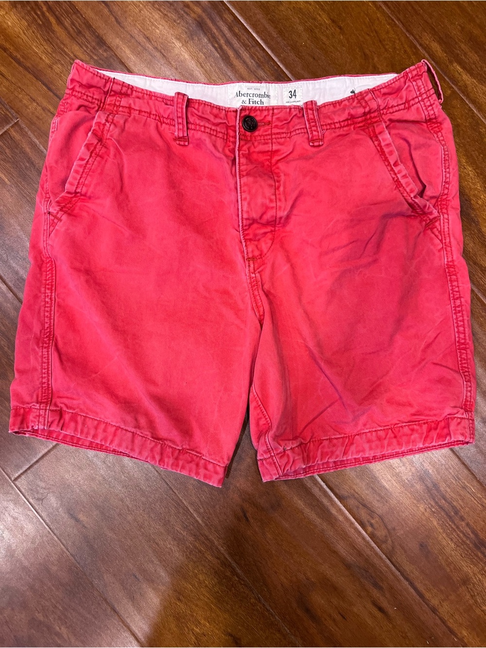 Vintage Abercrombie & Fitch Coral-Red Men's Shorts